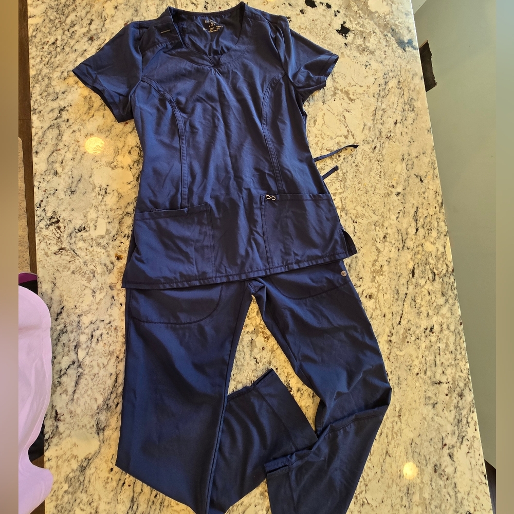 Cherokee infinity Scrub Set